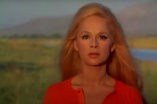 Σπάνιο ενσταντανέ: Αλίκη Βουγιουκλάκη και Τζένη Καρέζη ανέμελες στην αγκαλιά του Ηλία Καζάν - 