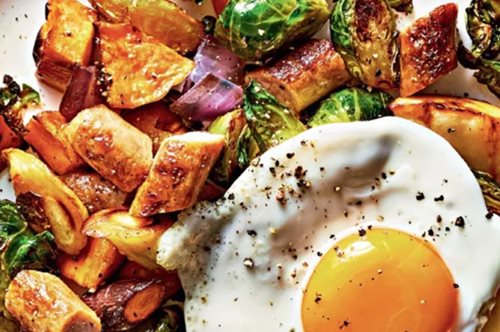 Τι πρέπει να περιέχει το πρωινό γεύμα; 4 αλλαγές για να απογειώσεις το πρωινό σου