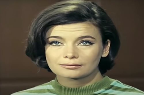 29 χρόνια χωρίς την Τζένη Καρέζη: Η άγνωστη σχέση με τον Μπάρκουλη και το νυφικό στο 