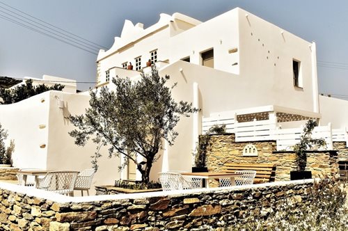 Ένα επιβλητικό αρχοντικό γεμάτο ιστορία, αισθητική και γευστικές εκπλήξεις