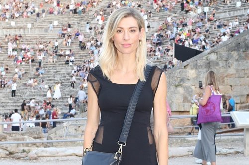 Ζέτα Δούκα: Δέχτηκε σεξιστικά και υποτιμητικά μηνύματα γιατί κατήγγειλε ταβέρνα για κακή ποιότητα