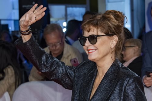 «Θα ήθελα να βρω μία συντροφιά. Άντρα, γυναίκα δεν έχω θέμα αρκεί να αγαπάει τα ταξίδια»