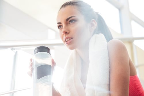 Τρικ για να είσαι φρέσκια μετά το γυμναστήριο. Χωρίς ντους και λούσιμο