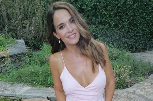 Ελιάνα Χρυσικοπούλου: Με Zara φόρεμα στη συνέντευξη Τύπου για την εκπομπή της Ελένης Μενεγάκη 