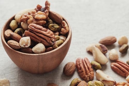 Έχεις υψηλή χοληστερίνη; Δοκίμασε να καταναλώσεις αυτό το είδος ξηρών καρπών