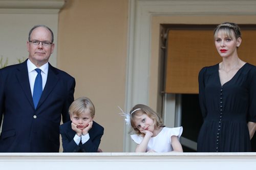 Τι συμβαίνει με την υγεία της πριγκίπισσας Σαρλίν; Η λιποθυμία και η άμεση μεταφορά στο νοσοκομείο