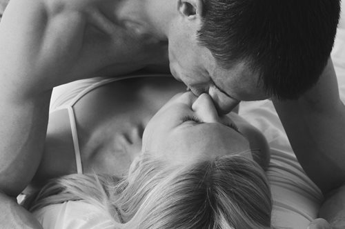 Μάθετε ποιες είναι οι ερωτογενείς ζώνες σε άντρες και γυναίκες