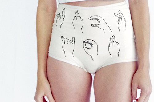 10 λάθη που κάνουμε όλες μας με τα εσώρουχά μας