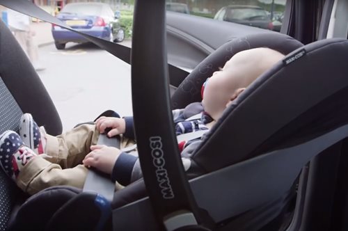 Όλα όσα πρέπει να ξέρετε για να μετακινείστε με ασφάλεια μαζί με το παιδί σας στο αυτοκίνητο