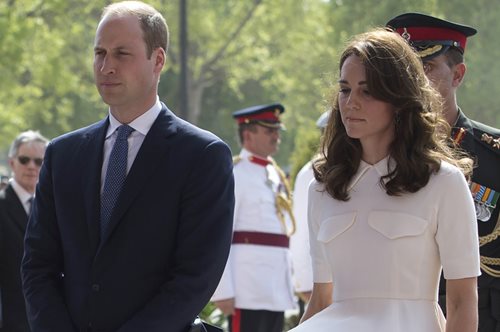 Αυτό το ζευγάρι nude γόβες η Κέιτ Μίντλετον το φόρεσε 6 φορές