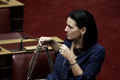 Οι επώνυμες τσάντες της Όλγας Κεφαλογιάννη από τους οίκους Chanel και Callista Crafts μετά τιμών 