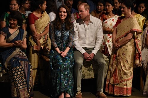 Είναι πολλά τα λεφτά. Πόσο κόστισε η γκαρνταρόμπα της Κέιτ Μίντλετον στην Ινδία; 