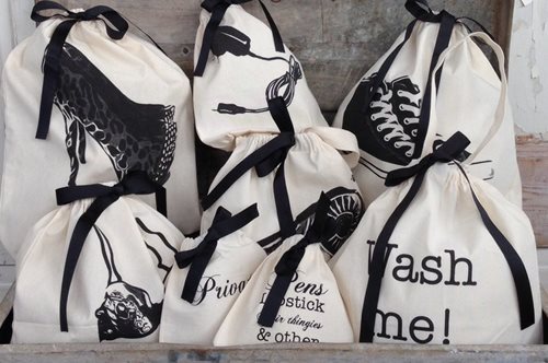 Οι πάνινες βοηθητικές τσάντες για άψογη οργάνωση της βαλίτσας σου, από 9,90€