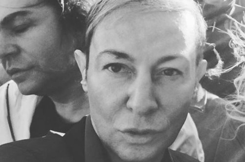 Η αβάσταχτη ελαφρότητα της σέλφι Κωστέτσου-Σαμαρά στην Ειδομένη