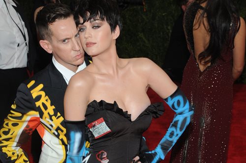 Θα πληρώσει τελικά ο Moschino για το κλεμμένο γκράφιτι; 