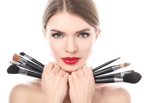 4 λάθη που κάνουμε όλες με το make up και πώς να τα διορθώσεις