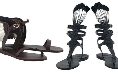 Τα διασημότερα Ancient Greek Sandals φοράνε πλέον μεξικάνικα φτερά