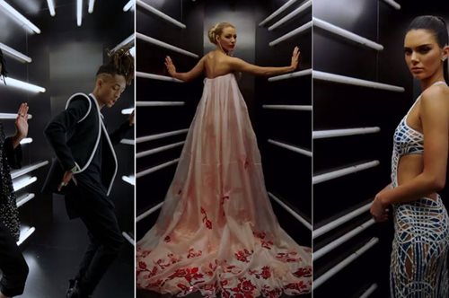 Oι διάσημοι καλεσμένοι του ΜΕΤ Gala περάσαν καλά στον φουτουριστικό θάλαμο της Vogue