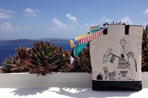 Δύο ελληνικά brands συνεργάζονται για την πιο stylish τσάντα του φετινού καλοκαιριού