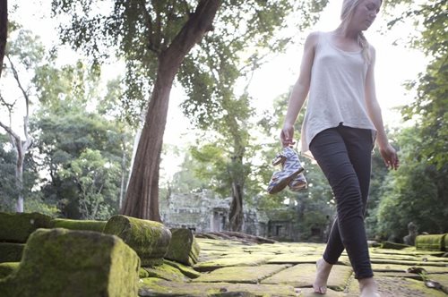 TOMS #WithoutShoes 10 Μαΐου: Βγάλε τα παπούτσια σου για καλό σκοπό