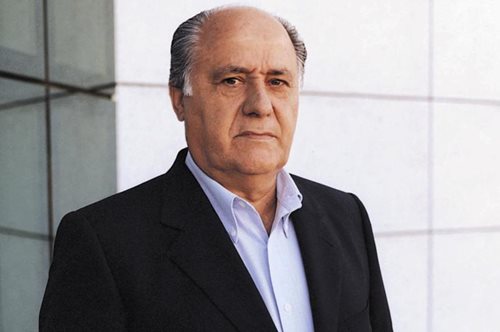 Ο 80χρονος κύριος Zara κλαίει με την έκπληξη που του έκαναν οι υπάλληλοί του