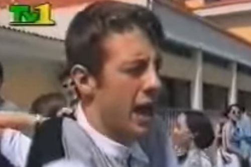 Πώς είναι σήμερα και τι κάνει στη ζωή του ο μαθητής που έκραζε τις Πανελλήνιες το 1997; 