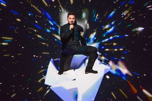 Αποκαλύφτηκε το ένοχο μυστικό του εκπροσώπου της Ρωσίας στη Eurovision.Πρωταγωνιστής σε ταινία πορνό