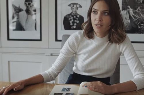 Το νέο ντοκιμαντέρ της Alexa Chung διεισδύει στα άδυτα της μόδας αποκαλύπτοντας το κρυφό της μέλλον.