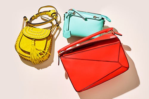 Οι εκπτώσεις ξεκίνησαν κι εμείς επιλέξαμε τις 10 τσάντες - κλειδιά από τα αγαπημένα μας e-shops