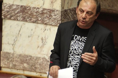 Ποιοι διάσημοι (εκτός του Χρήστου Καραγιαννίδη) έχουν φορέσει T-Shirt με τους Joy Division 