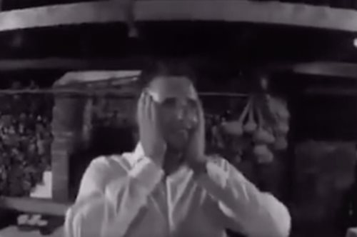 Η επική αντίδραση καλεσμένου σε ελληνικό γάμο, όταν η φίλη του έπιασε την ανθοδέσμη