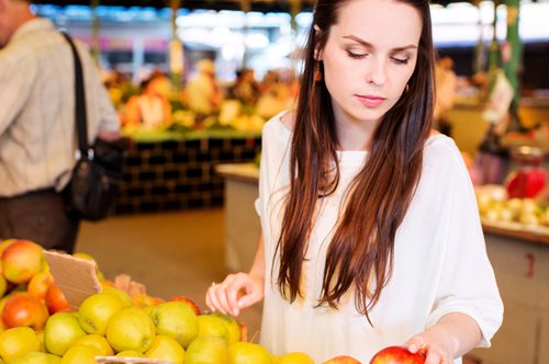 Αυτές είναι οι 3 τροφές που πρέπει να καταναλώνουμε καθημερινά, σύμφωνα με τους γιατρούς