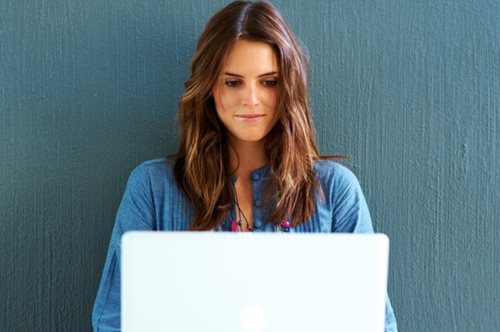 Το 50% των σεξιστικών σχολίων στο Twitter γίνεται από γυναίκες