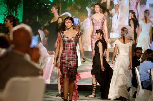 Taste the Fashion: Η υψηλή ραπτική συνάντησε την υψηλή γαστρονομία για καλό σκοπό