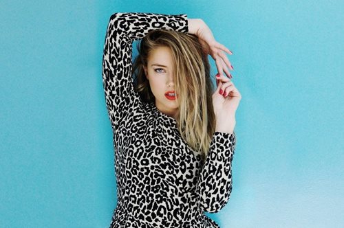 Ανατροπή στο διαζύγιο Ντεπ-Χερντ. Οι αποκαλύψεις για το βίαιο παρελθόν της ηθοποιού