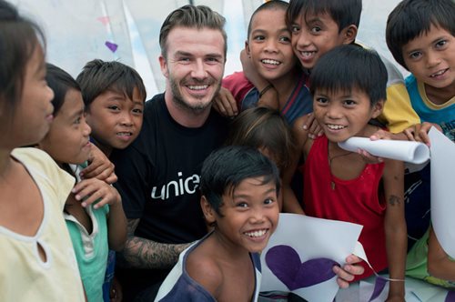 Το συγκλονιστικό μήνυμα του David Beckham για τα παιδιά που ζουν με τον ιό HIV στην Αφρική