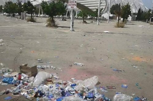 Η φωτογραφία που ξεκίνησε debate για το Colour Day Festival