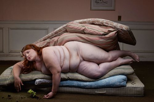 Πώς ήταν το ιδανικό γυναικείο σώμα στο παρελθόν; Μια σειρά φωτογραφιών δίνει την απάντηση 