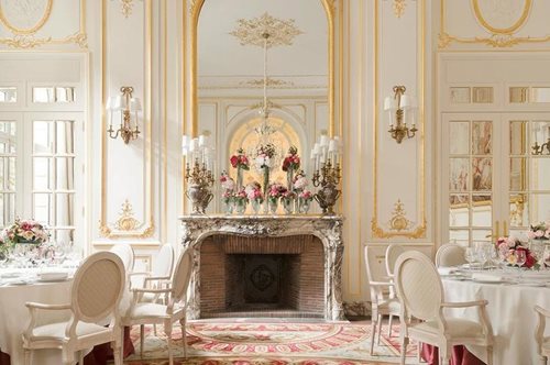 To νέο Ritz στο Παρίσι είναι τόσο όμορφο όσο περιμέναμε μετά την ανακαίνιση