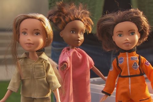 Οι κούκλες της Wendy Tsao δεν εμπνέονται από αληθινές κούκλες αλλά από αληθινά σπουδαίες γυναίκες. 