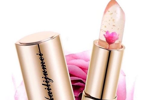 «Φρενίτιδα» με το κραγιόν που αλλάζει χρώμα και έχει μέσα ένα λουλούδι