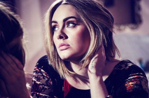 Χώρισες; Κάν'το όπως η Adele. Τα 6 τραγούδια που η σταρ άκουγε όταν οι σχέσεις της διαλύονταν