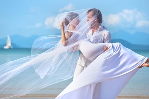 Ελληνικό νησί ο top προορισμός για μήνα του μέλιτος. Ποιο είναι;