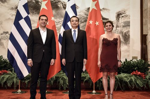 Σου άρεσε η εμφάνιση της Μπαζιάνα; Να πώς θα την αντιγράψεις από 17.50 ευρώ