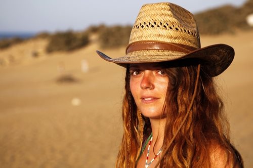 Να πας στη Γαύδο γυμνή και να μην σε νοιάζει τίποτα - 19 εικόνες άμμου και σάρκας