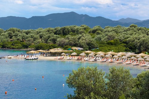 Τα εξωτικά Λιχαδονήσια που αντιστέκονται στον τουρισμό και το καλά κρυμμένο μυστικό τους