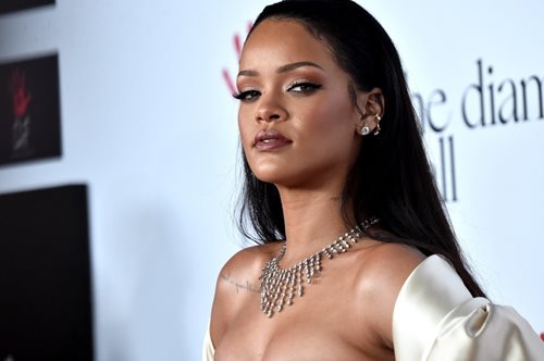 Η Rihanna ήταν στη Νίκαια την ώρα της σφαγής. Η φυγάδευση και το μήνυμα στα social media