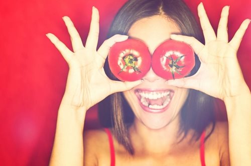 10 βήματα για καλύτερη υγεία σε 10 λεπτά. Μία είναι το βούρτσισμα των δοντιών