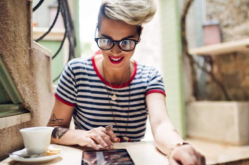 Καινούριο tattoo το καλοκαίρι: Να πώς θα το φροντίσεις κάτω από τον ήλιο