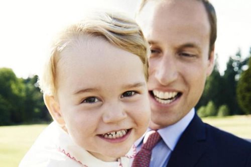 O πρίγκιπας George γιορτάζει τα τρίτα του γενέθλια με νέες φωτογραφίες 